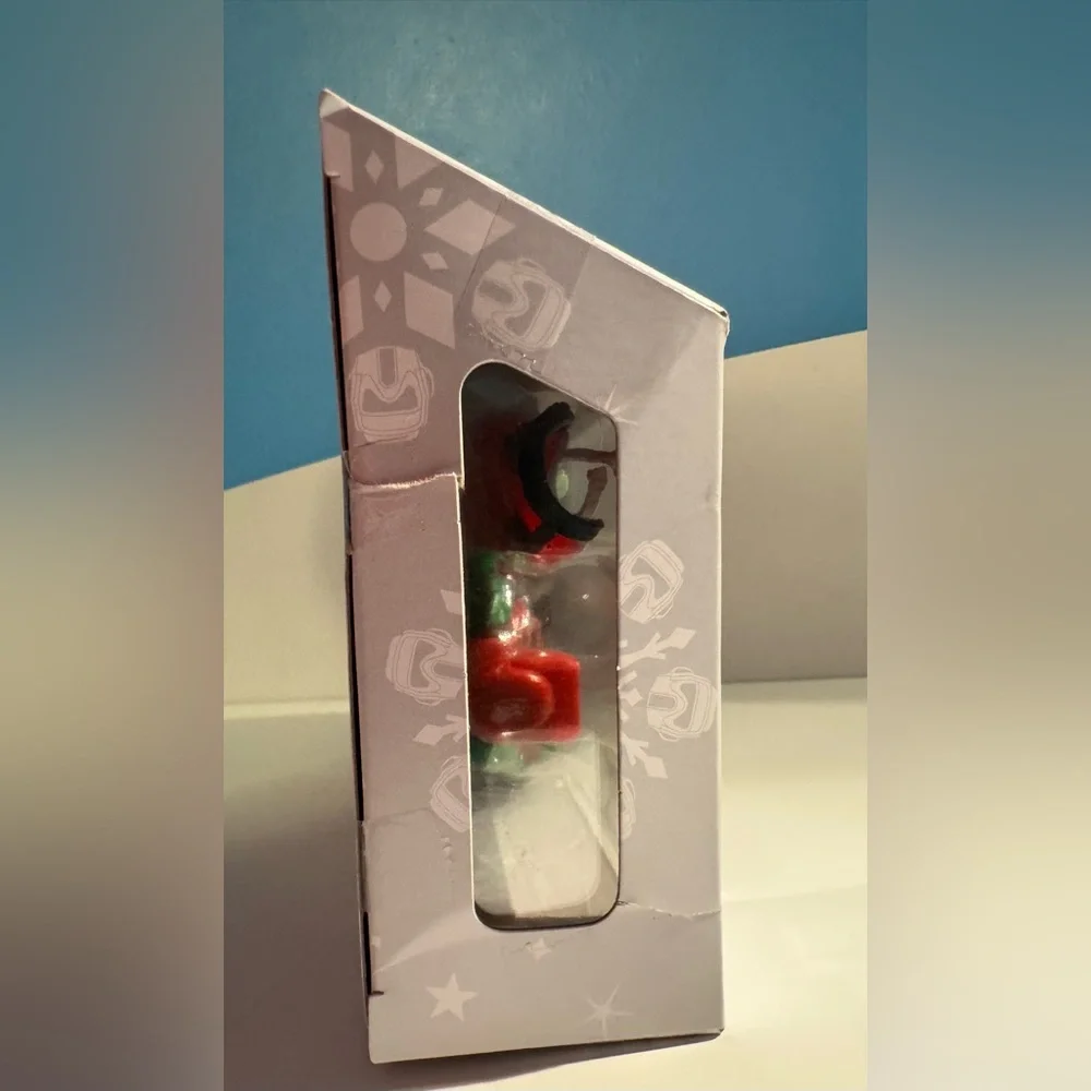 Star Wars Black Series Holiday Edition Scout Trooper - Picture 5 of 8